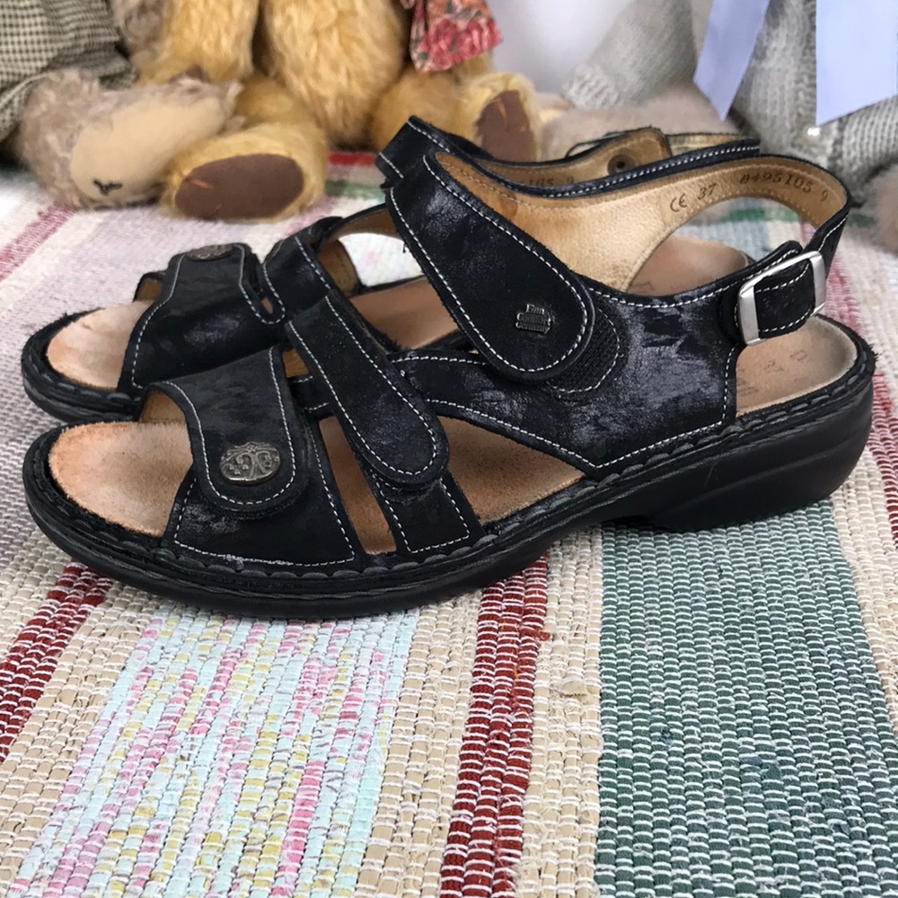 Finn Comfort Black Women's Strap Sandals
